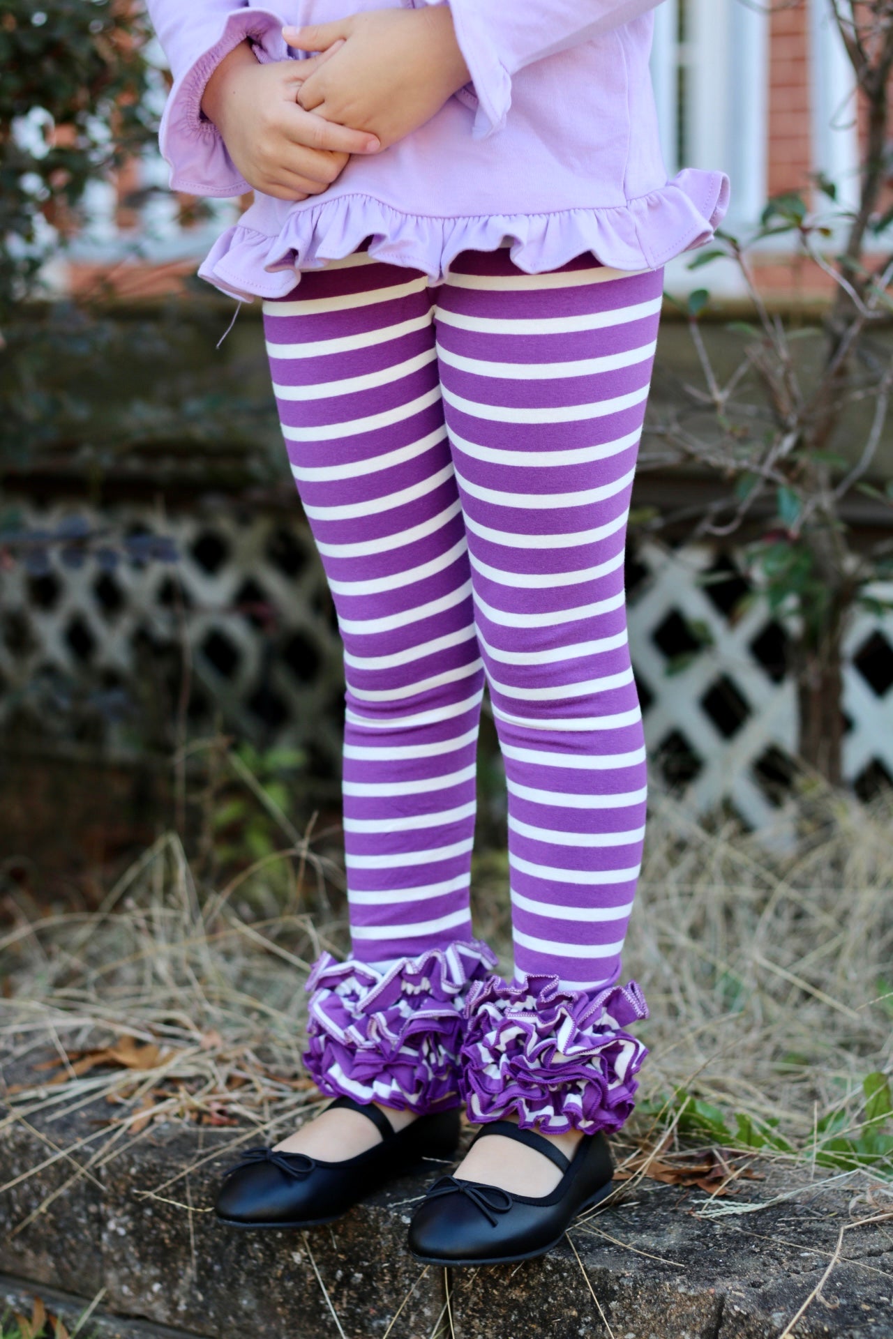 Purple and white striped leggings hotsell